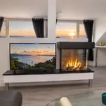 Unit 6 Penthouse With Harbour & Island Views Cobh