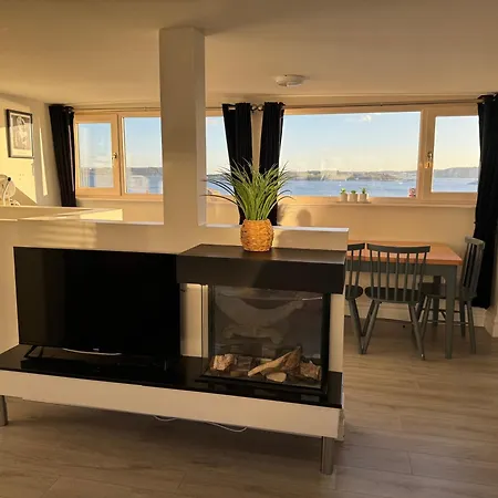 Appartement Unit 6 Penthouse With Harbour & Island Views Cobh