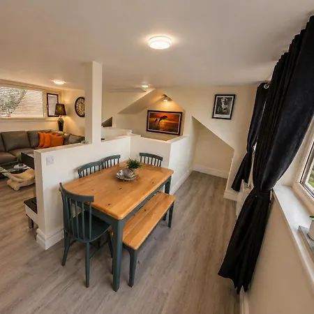 Unit 6 Penthouse With Harbour & Island Views Cobh