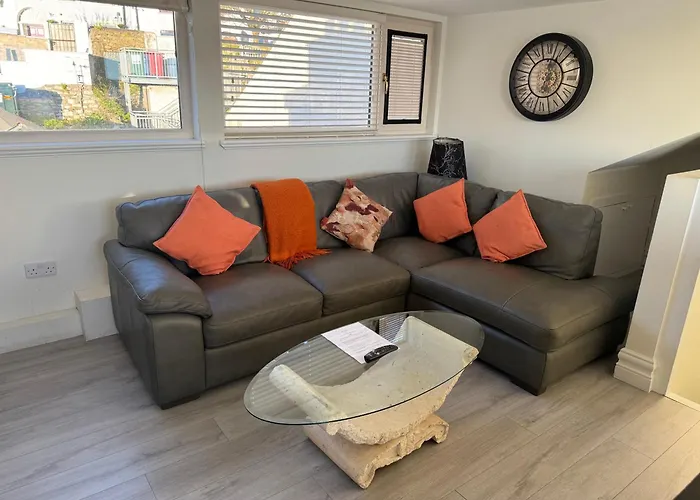 Unit 6 Penthouse With Harbour & Island Views Appartement Cobh